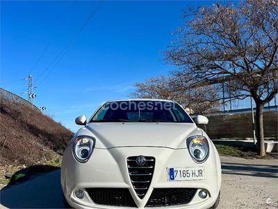 Blanco Usado 2012 Alfa Romeo MiTo Distinctive Utilitario | 5500 € (Caro)