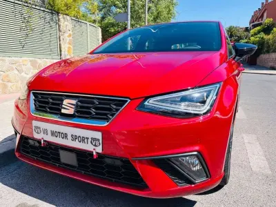 Usado Seat Ibiza FR 116 CV (85 kW) 2024 Burdeos Utilitario