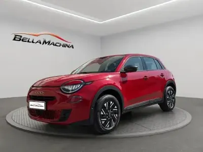 Usado Fiat 600 La Prima 100 CV (73 kW) 2025 Rojo SUV