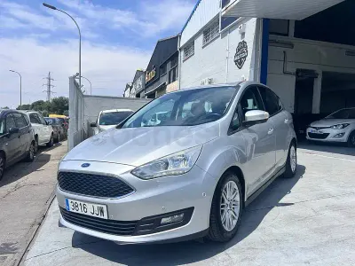 Usado Ford C-MAX Trend 120 CV (88 kW) 2016 Gris / plata Monovolumen