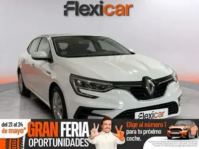 Usado Renault Mégane II Intens 115 CV (84 kW) 2022 Blanco Berlina