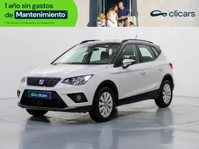 Usado Seat Arona Ecomotive 110 CV (80 kW) 2021 Blanco SUV