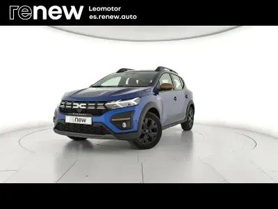 Usado Dacia Sandero Extreme 100 CV (73 kW) 2025 Verde Berlina
