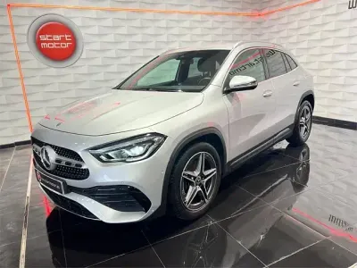 Usado Mercedes GLA200 AMG line 150 HP (110 kW) 2021 Cinzento SUV