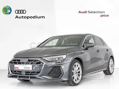 Usado Audi A3 S-Line 150 CV (110 kW) 2025 Gris / plata Berlina