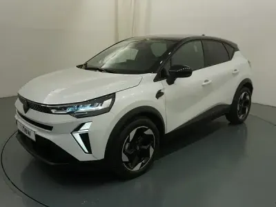 Usado Renault Captur Techno 100 CV (73 kW) 2025 Marrón SUV