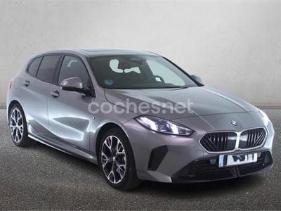 Gris / plata Usado 2025 BMW 120 Comfort Edition Utilitario | 33.900 € (Buen precio)