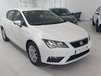 Usado Seat Leon Reference 115 CV (84 kW) 2020 Blanco Berlina