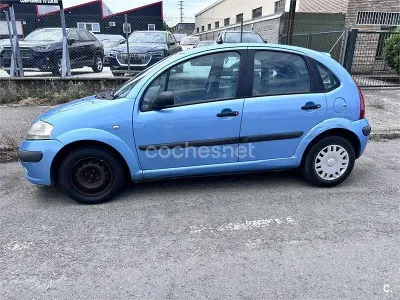 Usado Citroën C3 70 CV (51 kW) 2002 Azul Utilitario