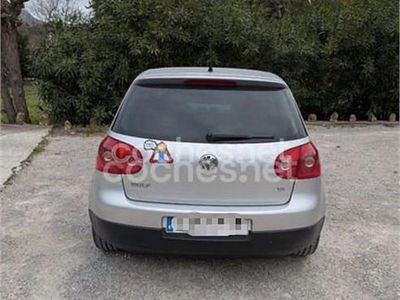Usado VW Golf V Advance 105 CV (77 kW) 2009 Gris / plata Familiar