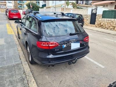 Usado Audi A4 150 CV (110 kW) 2014 Azul Familiar