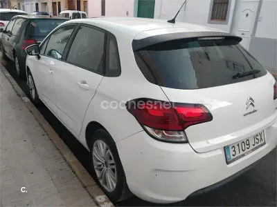 Usado Citroën C4 Live 99 CV (72 kW) 2016 Blanco Berlina