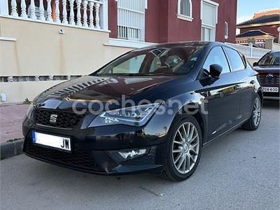 Usado Seat Leon I-Tech 150 CV (110 kW) 2014 Negro Berlina