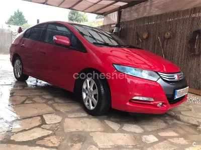 Usado Honda Insight Executive 102 CV (75 kW) 2010 Rojo Utilitario