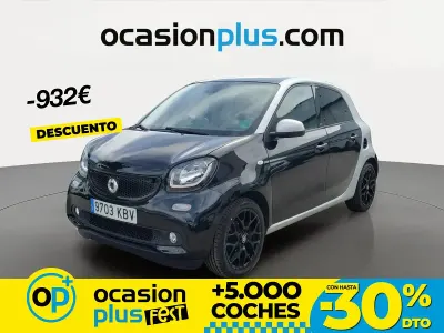 Käytetty Smart ForFour Passion 90 HP (66 kW) 2017 Musta Viistoperä