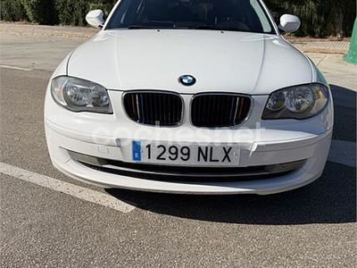Używany BMW 118 143 KM (105 kW) 2009 Biały Hatchback
