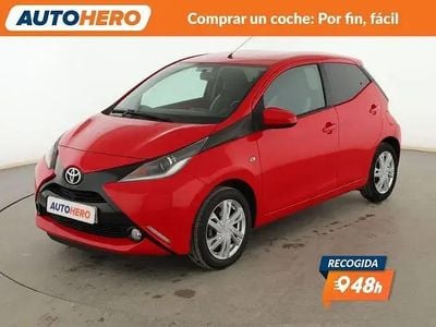 Occasion Toyota Aygo X-play 72 PK (52 kW) 2018 Rood Hatchback