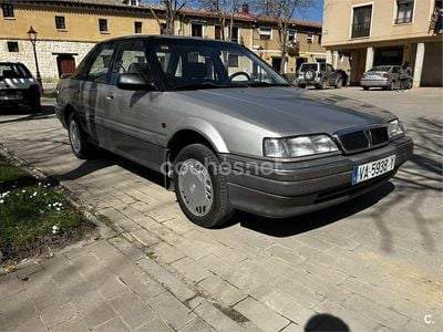 Usado Rover 400 111 CV (81 kW) 1995 Gris / plata Berlina