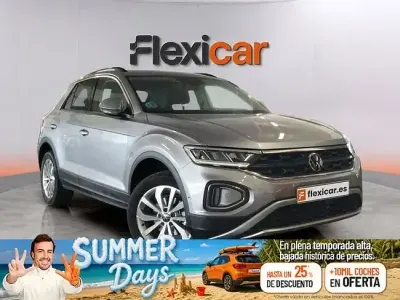 Usado VW T-Roc Life 115 CV (84 kW) 2024 Gris SUV