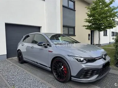 Usado VW Golf VIII GTI Clubsport 301 CV (221 kW) 2024 Gris / plata Berlina