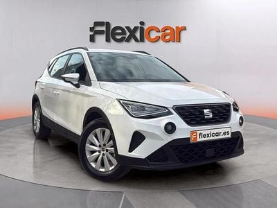 Usado Seat Arona Style 115 CV (84 kW) 2025 Blanco SUV