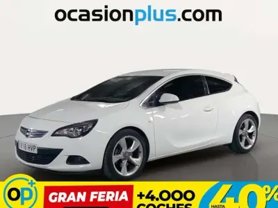 Usado Opel Astra GTC Sportive 131 CV (96 kW) 2014 Blanco Utilitario