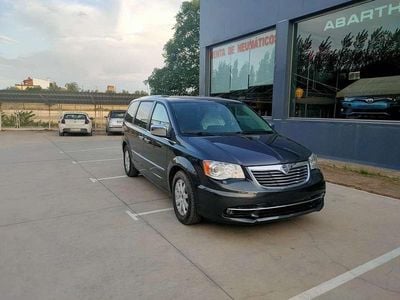 Usado Lancia Voyager S 178 CV (130 kW) 2014 Gris Monovolumen