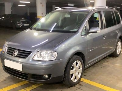 Gris / plata Usado 2006 VW Touran Highline Monovolumen | 6900 € (Caro)