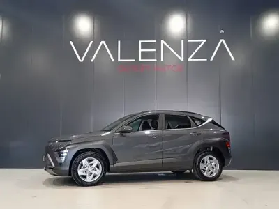 Usado Hyundai Kona 129 CV (94 kW) 2025 Gris SUV