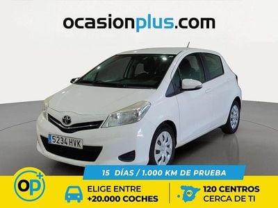 Usado Toyota Yaris Active 90 CV (66 kW) 2014 Blanco Utilitario