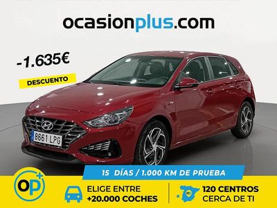 Usado Hyundai i30 120 CV (88 kW) 2021 Rojo
