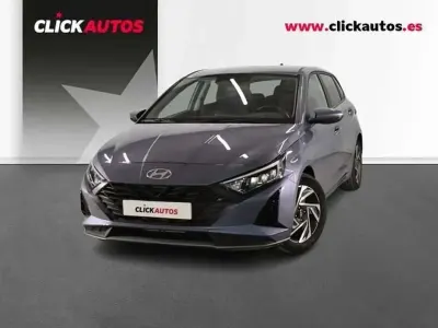 Käytetty Hyundai i20 80 HP (58 kW) 2025 Sininen Viistoperä