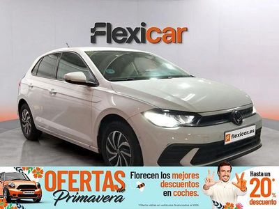 Usado VW Polo Life 95 CV (69 kW) 2023 Azul Utilitario