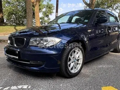 Usado BMW 116 122 CV (89 kW) 2011 Azul Utilitario
