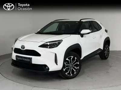 Usado Toyota Yaris Hybrid Active 116 CV (85 kW) 2024 Blanco