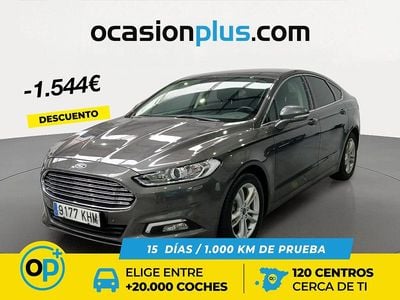 Usado Ford Mondeo Trend 160 CV (117 kW) 2018 Negro Berlina
