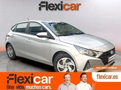 Usado Hyundai i20 84 CV (61 kW) 2022 Gris Utilitario