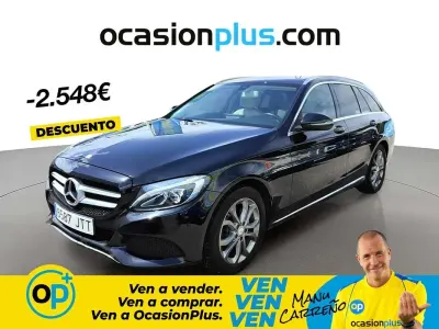 Usado Mercedes C180 156 CV (114 kW) 2016 Negro Familiar