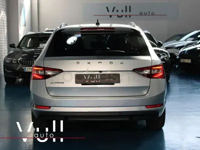 Occasion Skoda Superb Ambition 150 PK (110 kW) 2021 Grijs Stationwagen