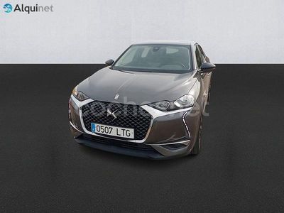 Gris / plata Usado 2021 DS Automobiles DS3 Crossback So Chic SUV | 15.500 € (Precio justo)