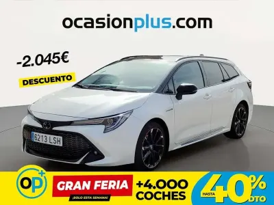 Usado Toyota Corolla Sport 184 CV (135 kW) 2021 Blanco Familiar