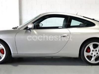 Gris / plata Usado 1998 Porsche 911 Carrera 4 Coupe | 40.000 €