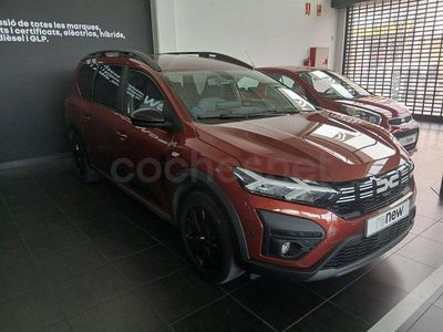 Usado Dacia Jogger Extreme 100 CV (73 kW) 2022 Naranja Monovolumen