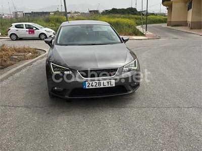 Usado Seat Leon I-Tech 105 CV (77 kW) 2015 Gris / plata Berlina