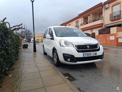 Blanco Usado 2015 Peugeot Partner Tepee Outdoor Monovolumen | 10.500 € (Precio justo)