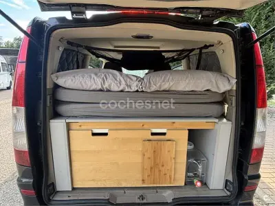 Käytetty Mercedes Viano 150 HP (110 kW) 2005 Musta Tila-auto