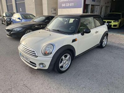 Usado Mini Cooper D 109 CV (80 kW) 2008 Beige Utilitario