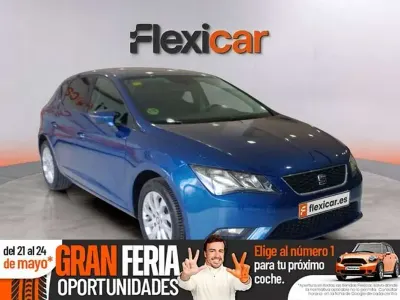 Usado Seat Leon ST Reference 105 CV (77 kW) 2015 Azul Familiar