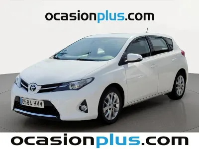 Usado Toyota Auris Active 132 CV (97 kW) 2014 Blanco Utilitario