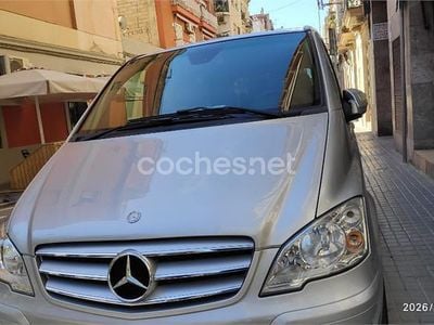 Usado Mercedes Viano 150 CV (110 kW) 2011 Gris / plata Monovolumen